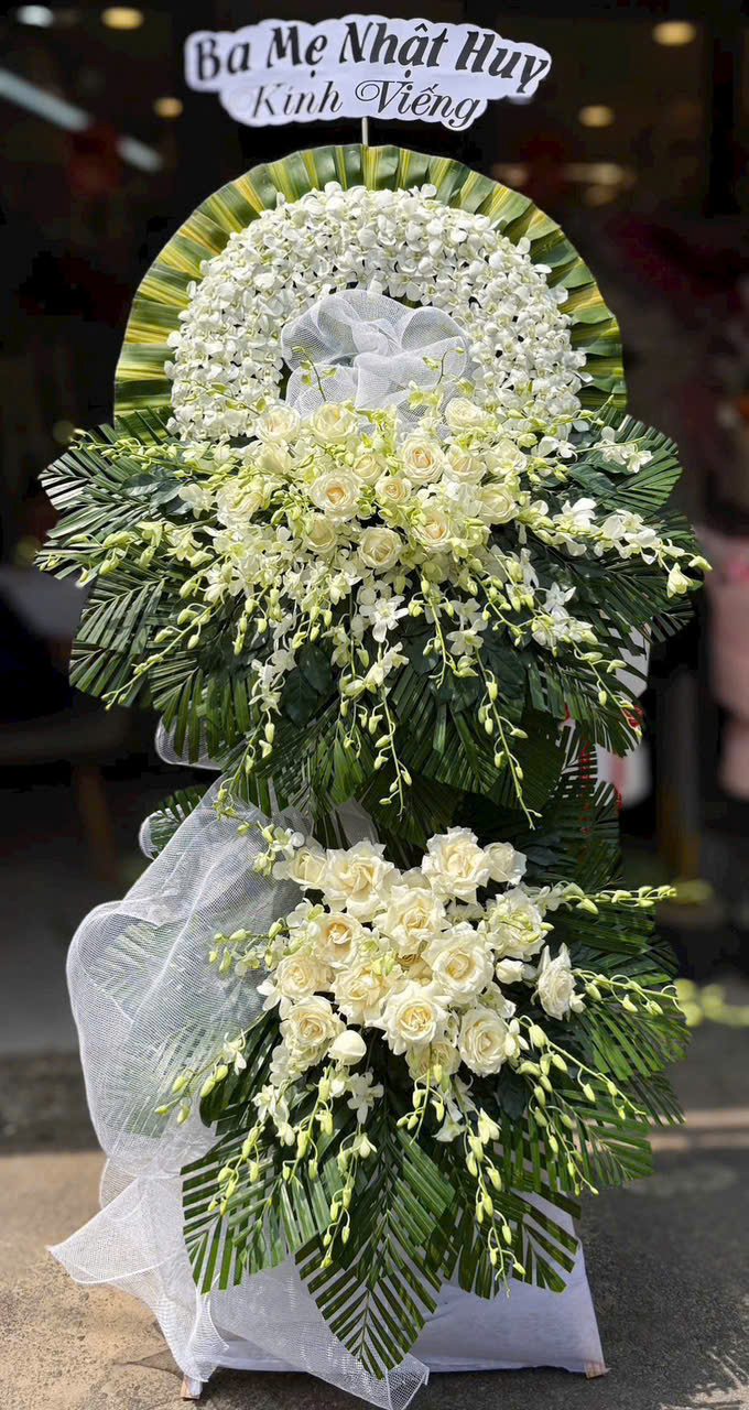Kệ Hoa Viếng Sang Trọng 02