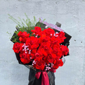 Bó hồng đỏ tình yêu