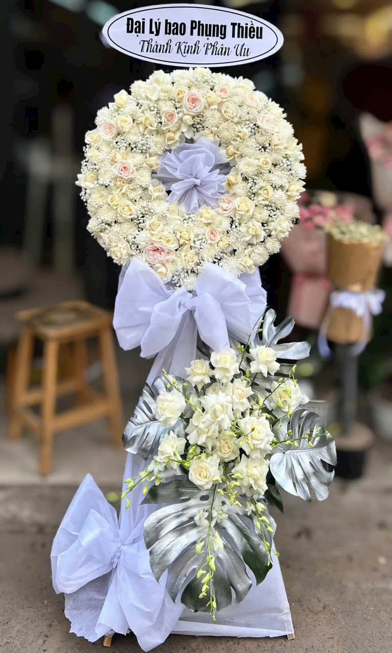 Kệ hoa viếng 2 tầng